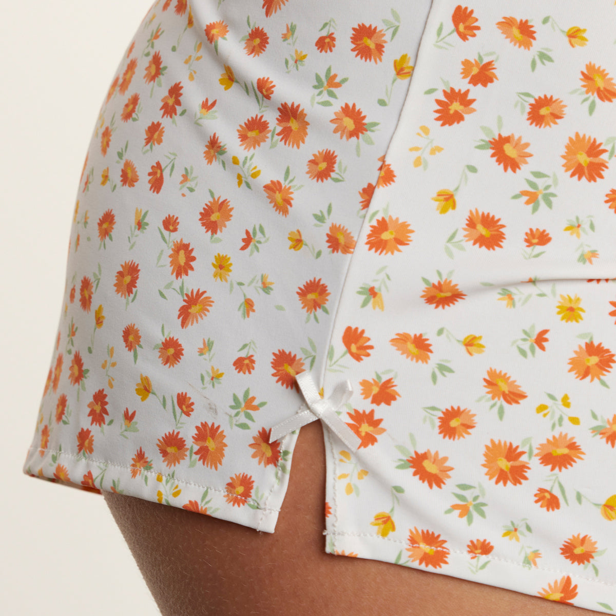 DEFILE Top short